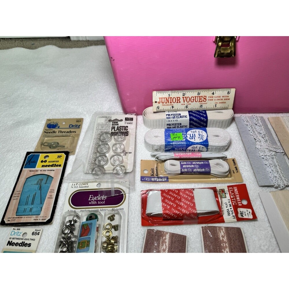 Huge Vintage Sewing Notions Lot Kit Case Singer Assorted Needles & Thread - Picture 6 of 14